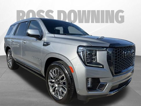 Used 2024 GMC Yukon Denali Ultimate AWD/4WD image 3