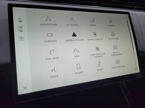 Used 2025 Land Rover Range Rover Sport Dynamic SE image 33