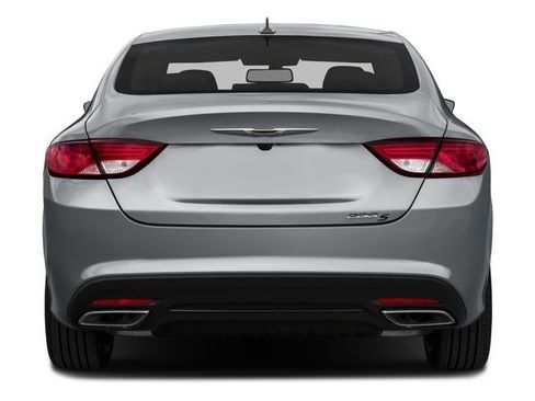 Used 2016 Chrysler 200 S FWD image 9