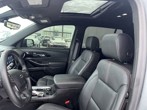 Certified 2023 Chevrolet Traverse RS image 9