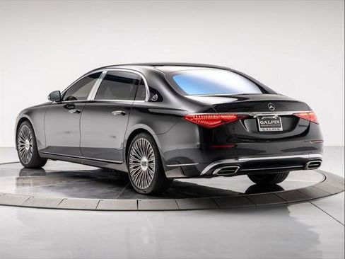 Used 2023 Mercedes-Benz Maybach S 680 4MATIC image 3