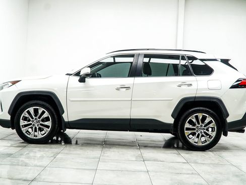 Used 2020 Toyota RAV4 Limited w/ All Weather Liner Package FWD image 10