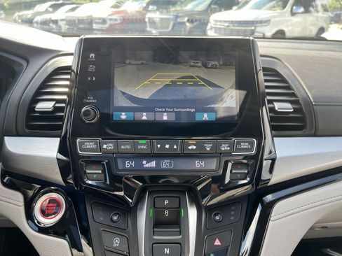 Used 2024 Honda Odyssey Touring image 19