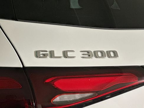 Used 2026 Mercedes-Benz GLC 300 4MATIC image 19