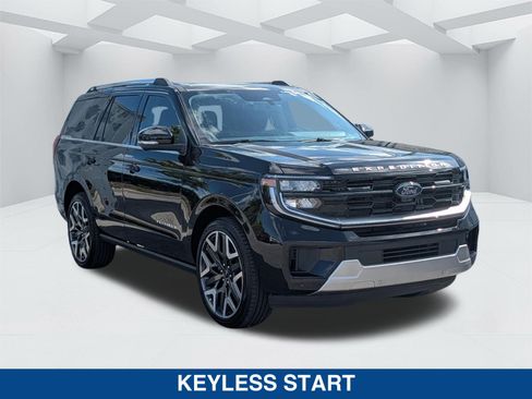 New 2026 Ford Expedition Platinum w/ Platinum Ultimate Package AWD/4WD image 3