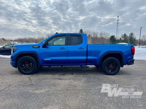 Used 2023 GMC Sierra 1500 Elevation image 3