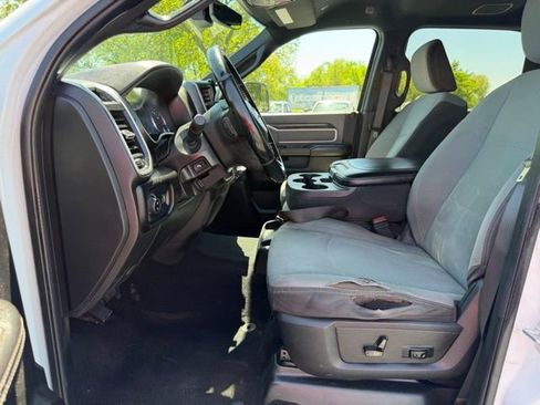 Used 2024 RAM 3500 Big Horn AWD/4WD image 12