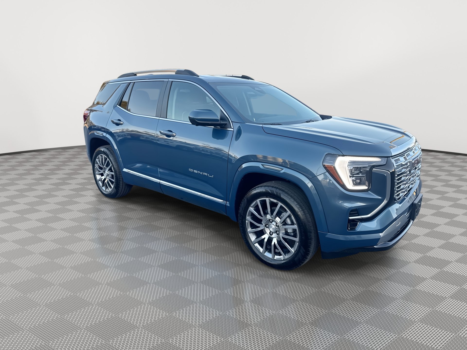 New 2027 GMC Terrain Denali AWD/4WD image 2