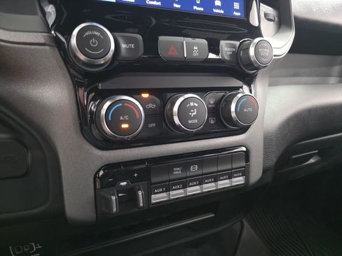 Used 2024 RAM 3500 Tradesman AWD/4WD image 19