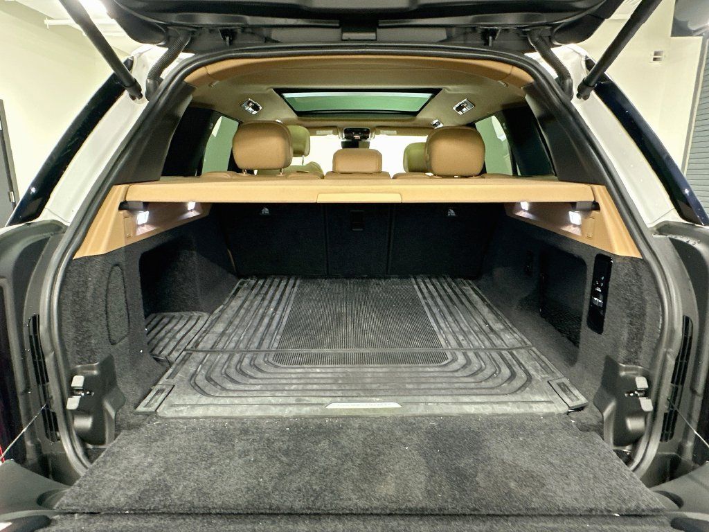 Used 2023 Land Rover Range Rover SE AWD/4WD image 27