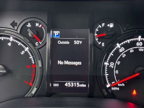 Certified 2023 Toyota 4Runner SR5 Premium w/ Moonroof Package image 32