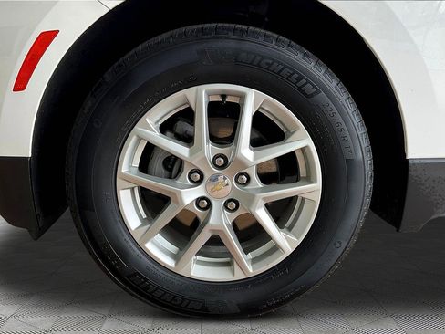 Used 2023 Chevrolet Equinox LT FWD image 31
