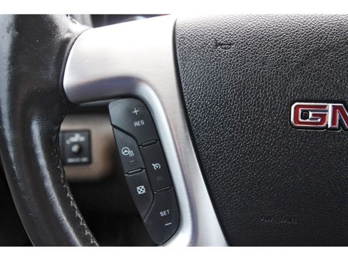 Used 2017 GMC Acadia Limited SLT FWD image 19