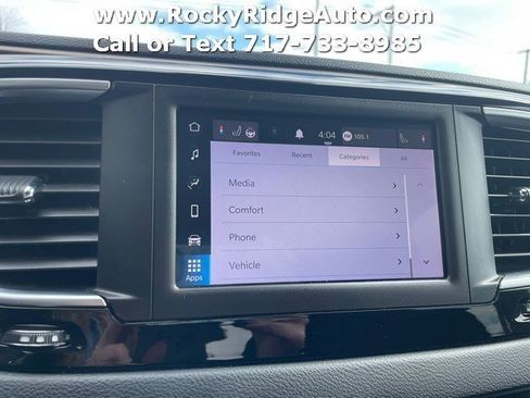 Used 2023 Chrysler Voyager LX image 21