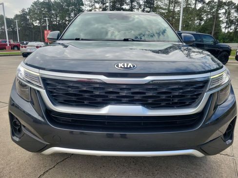 Used 2021 Kia Seltos EX image 4