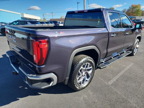 New 2026 GMC Sierra 1500 SLT w/ SLT Premium Package image 8