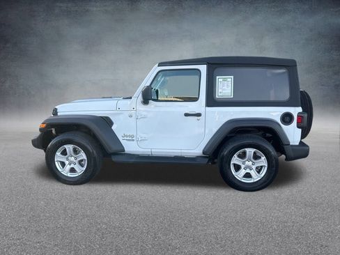 Used 2018 Jeep Wrangler Sport image 7