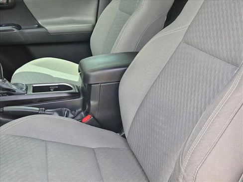 Used 2022 Toyota Tacoma SR w/ SX Package RWD image 15