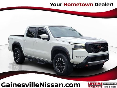 Used 2022 Nissan Frontier Pro-X RWD image 1