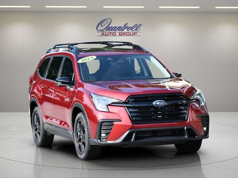 Used 2023 Subaru Ascent Onyx Edition Limited AWD/4WD image 2