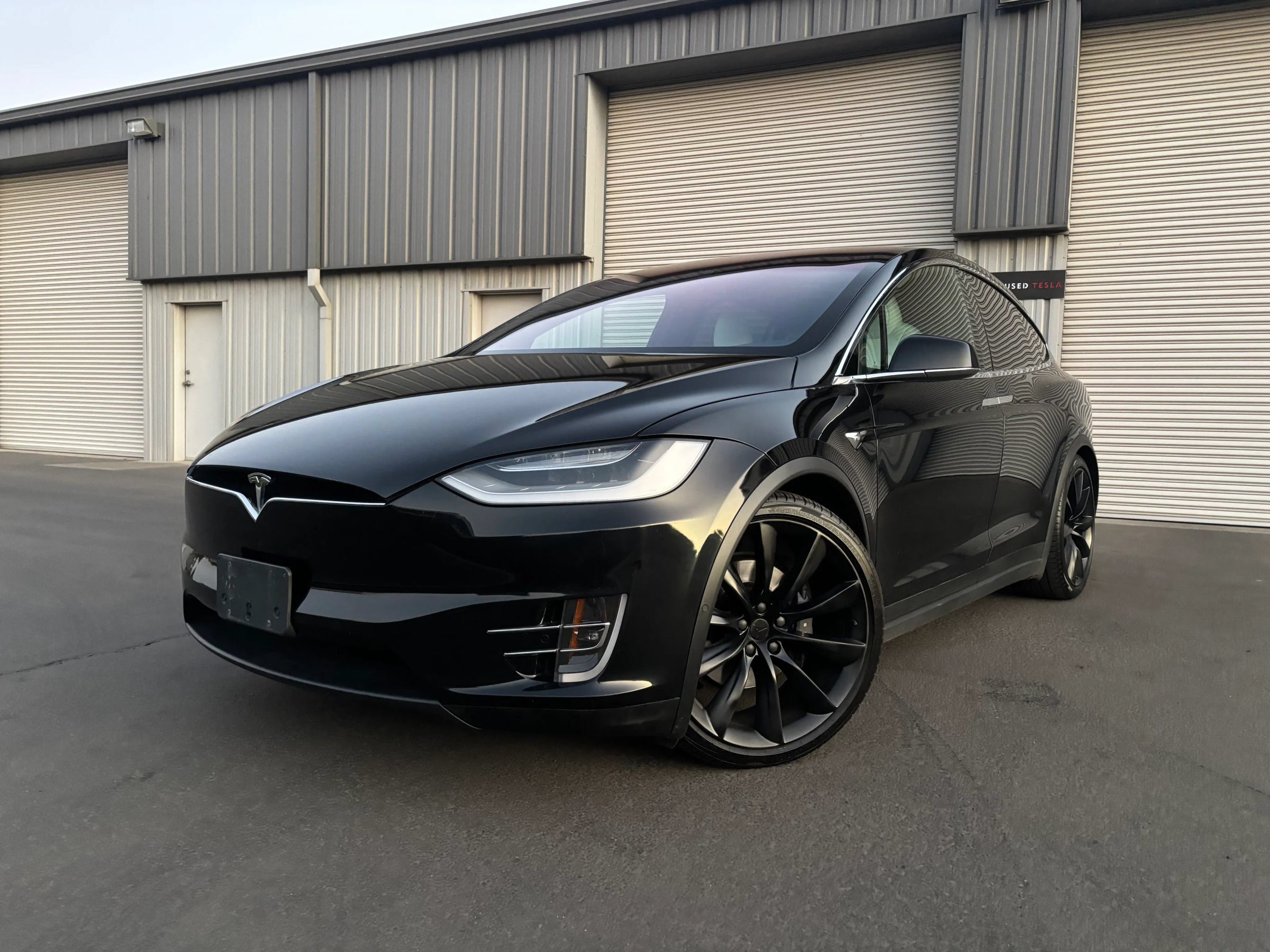Used 2020 Tesla Model X Long Range AWD/4WD image 4
