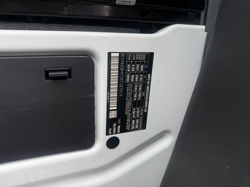 Used 2024 Mercedes-Benz Sprinter 2500 w/ Acoustic Package image 36