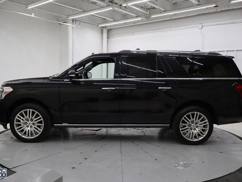Used 2024 Ford Expedition Max Limited image 9