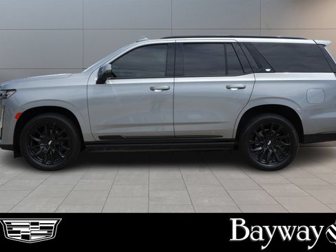 Certified 2024 Cadillac Escalade Sport Platinum w/ LPO, ONYX Package AWD/4WD image 4