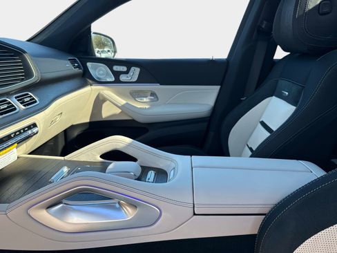 New 2026 Mercedes-Benz GLE 53 AMG 4MATIC Coupe image 25