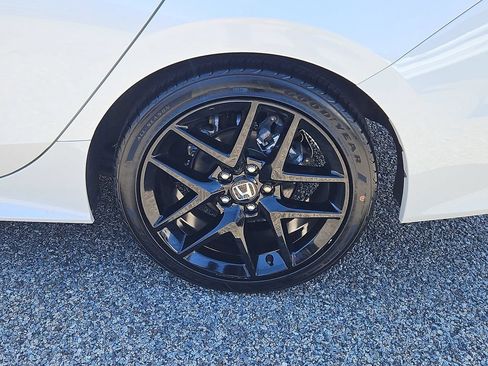 Certified 2025 Honda Civic Sport image 8