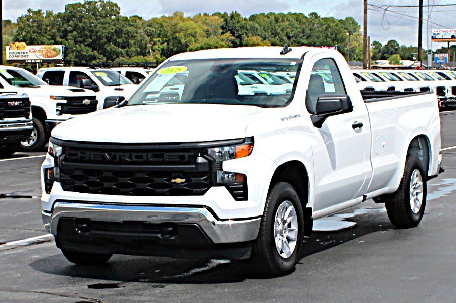 Used 2025 Chevrolet Silverado 1500 W/T RWD image 2
