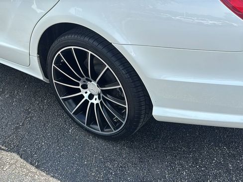 Used 2014 Mercedes-Benz CLS 550 image 9