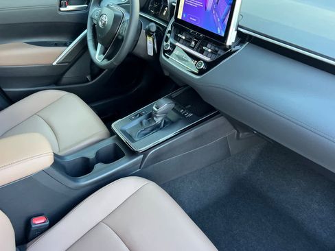 New 2026 Toyota Corolla Cross XLE image 16