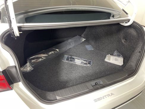 New 2025 Nissan Sentra SV w/ SV Premium Package image 36