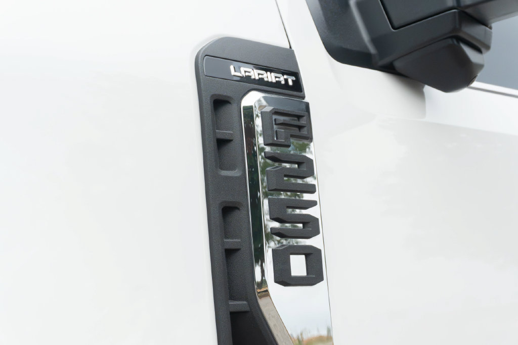 Used 2026 Ford F250 Lariat w/ Lariat Ultimate Package AWD/4WD image 6