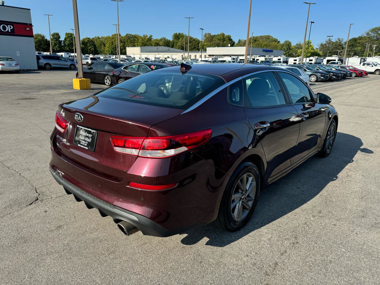 Used 2020 Kia Optima LX FWD image 3
