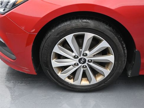 Used 2017 Hyundai Sonata Sport image 19