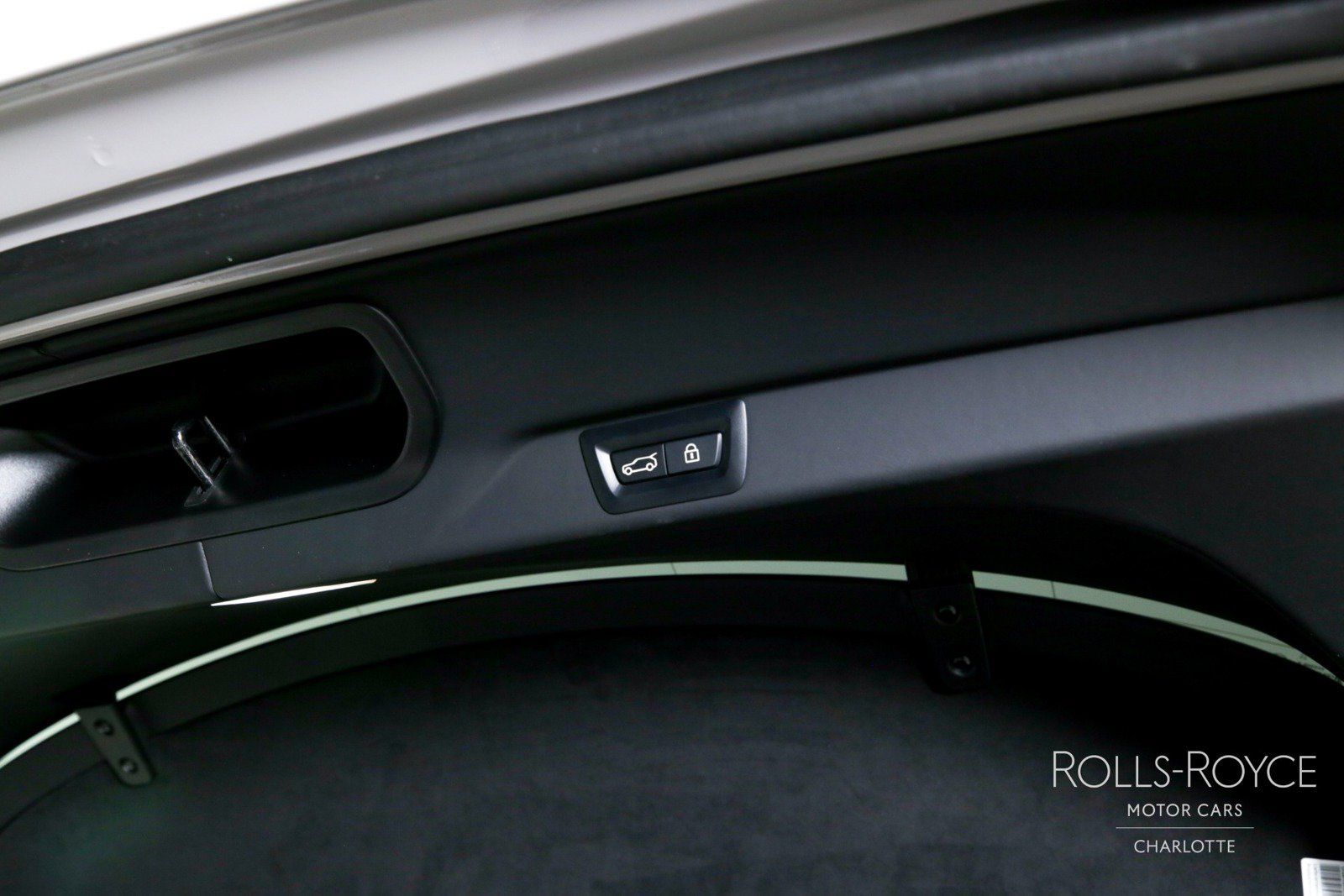 Used 2025 Rolls-Royce Cullinan AWD/4WD image 26