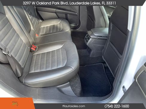 Used 2015 Ford Fusion SE w/ Equipment Group 202A AWD/4WD image 30