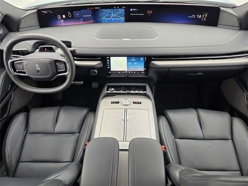 New 2025 Lincoln Navigator Reserve w/ Jet Appearance Package image 24