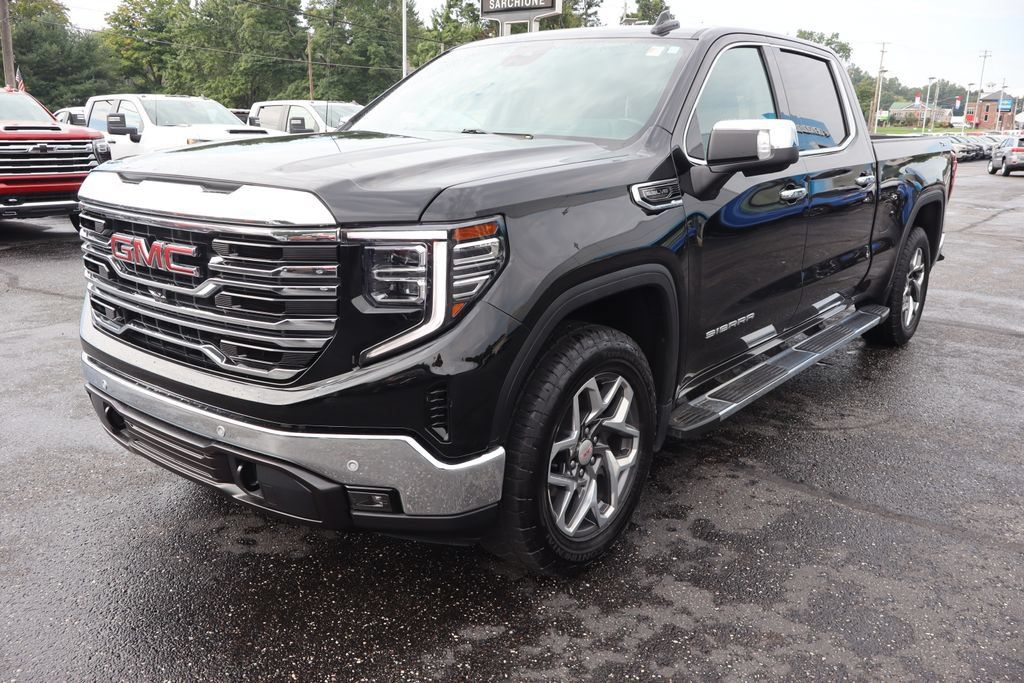 Used 2024 GMC Sierra 1500 SLT w/ SLT Premium Plus Package AWD/4WD image 29