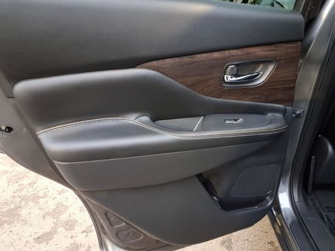 Used 2024 Nissan Murano Platinum image 9