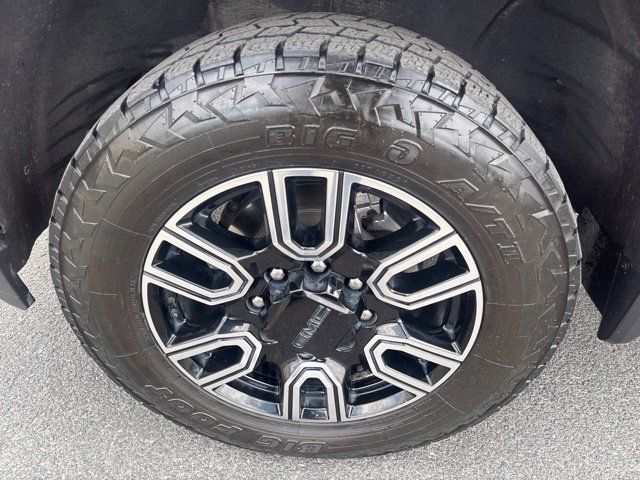 Used 2020 GMC Sierra 3500 AT4 w/ AT4 Premium Package AWD/4WD image 39