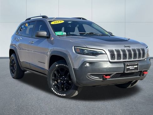 Used 2019 Jeep Cherokee Trailhawk w/ Comfort/Convenience Group image 35