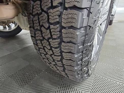 Used 2024 Ford F150 Lariat image 51