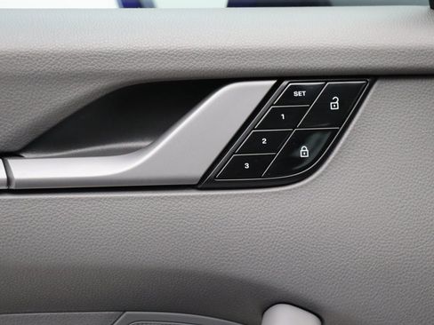 Used 2021 Porsche 911 Carrera S image 34