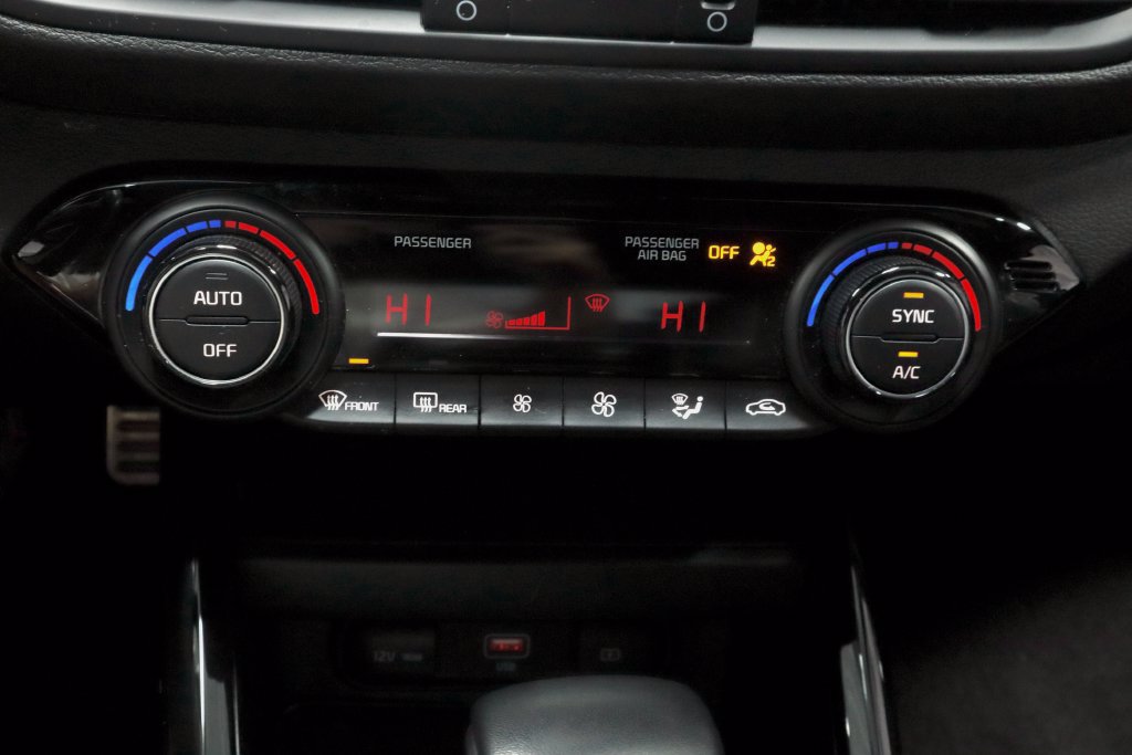 Used 2024 Kia Forte GT-Line FWD image 31