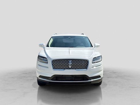 Used 2023 Lincoln Nautilus AWD w/ Premium Package image 9