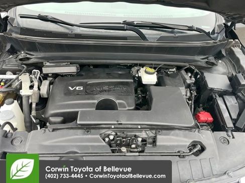 Used 2019 Nissan Pathfinder SL image 29