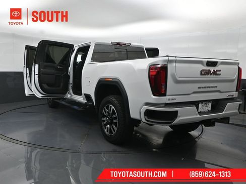 Used 2022 GMC Sierra 2500 AT4 w/ AT4 Premium Plus Package AWD/4WD image 61